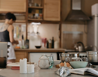 你每天在用的锅碗瓢盆，可能正在悄悄释放重金属......